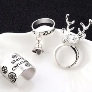 Christmas Holiday Silver 3 Piece Ring Set Size 6/7 thumbnail 3