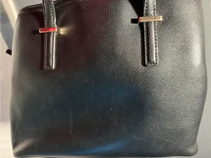 kate spade Black Leather Tote with Gold Hardware NON STRAP. thumbnail 3