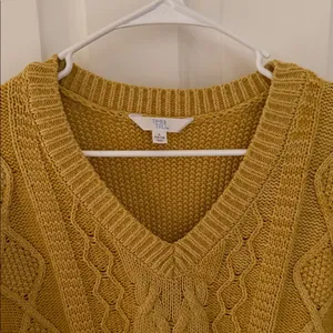 Time and Tru Mustard V-Neck Knit Sweater thumbnail 2