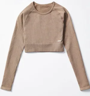 Lilias Athletic Crop Top Long Sleeve Top thumbnail 3