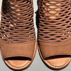 EUC DIBA laser cut open toe block heel sling‎ back B39 thumbnail 5