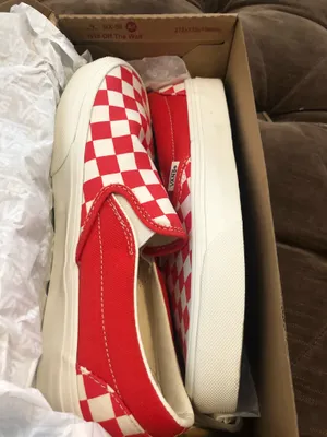 Checkered Vans Slip-On thumbnail 2