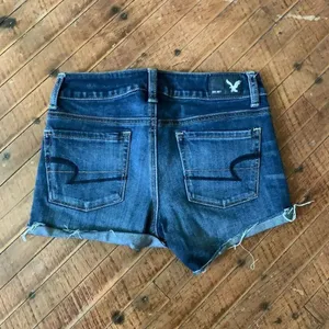 American Eagle dark wash distressed 00 shortie jeans shorts thumbnail 3
