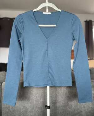 ZARA Trafaluc Blue V-Neck Long Sleeve Fitted Crop Top Y2K Minimalist - Size S thumbnail 1