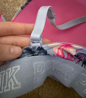 Victoria's Secret PINK Wear Everywhere Wireless Lightly Lined Bra thumbnail 5