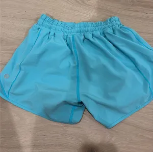 Low-Rise Lululemon Hotty Hot 4" thumbnail 1