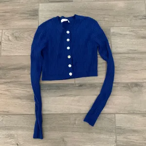 437 blue cardigan thumbnail 2