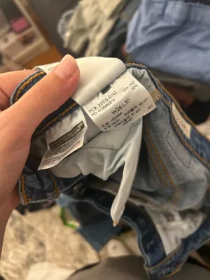 Levi’s 501 Jeans Button Fly Straight Leg High-Waisted thumbnail 4