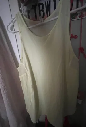 Lululemon Yellow Tank thumbnail 5