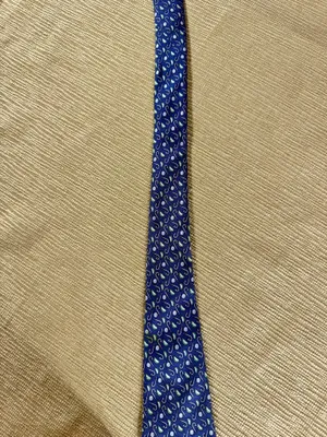 Vineyard Vines Men’s Silk Tie Golf Clubs Balls Navy Blue Green Martha’s Vineyard thumbnail 7
