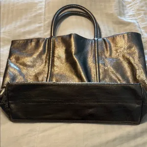 Estee Lauder Silver Tote‎ Bag with Structured Design thumbnail 3