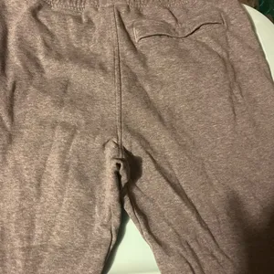 Gymshark joggers size small thumbnail 7