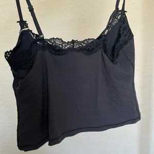 SKIMS Fits Everybody Lace Cami S NWT black onyx thumbnail 5