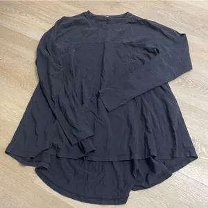 Lululemon Long Sleeve Top thumbnail 1