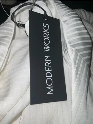 Modern Works Ivory Sleeveless Draped Surplice Blouse Large- NWT thumbnail 8