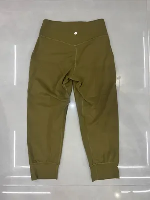 Lululemon Align High-Rise Cropped Jogger
Bronze Green thumbnail 5