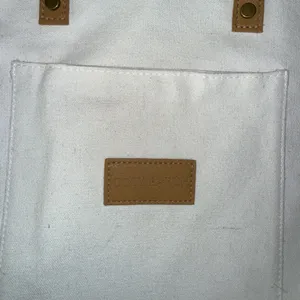 Cozy Earth Canvas Tote Bag Women Large Cream Tan Excellent Zippered Travel Carry thumbnail 2