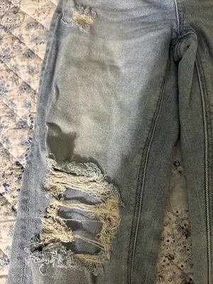American Eagle Jeans thumbnail 2