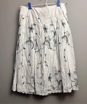 JUNO Vintage Look Embroidered White Midi Skirt Sz M thumbnail 2
