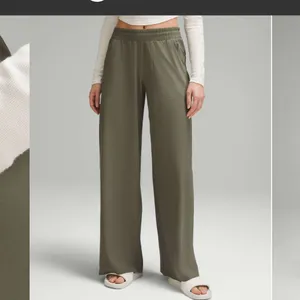 Lululemon Swift Mid-Rise Wide Leg Pants Army Green Size 2 Drawcord thumbnail 2