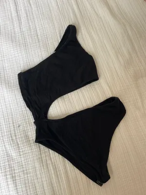 Limited Edition Fashion One Shoulder Bodysuit thumbnail 7