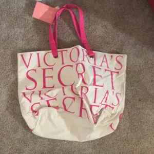 Victoria secret bag new 😘❤️ thumbnail 2