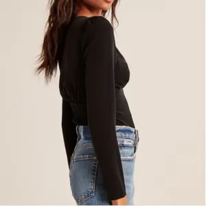 Abercrombie & Fitch Womens Black Twist Front V-Neck Long Sleeve Smocked Blouse L thumbnail 2