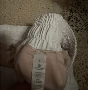 Lululemon shorts thumbnail 4