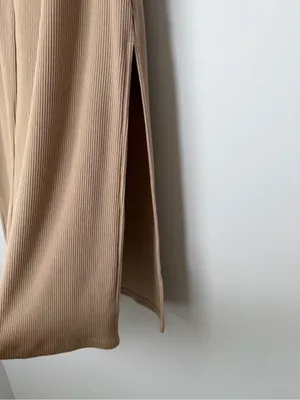 Old Navy High-Waisted Rib Knit Maxi Skirt in Tan Size Large thumbnail 5