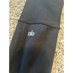 Alo Yoga Avenue High Waist Moto Ribbed‎ Leggings Black Small W5541R thumbnail 6