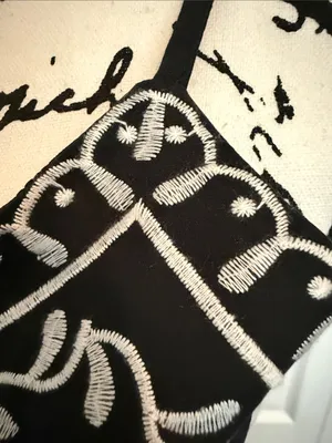 Cupshe Black Cropped Embroidered Tank with White Detail thumbnail 8
