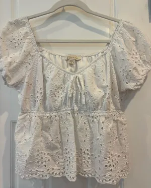 Monteau White Top thumbnail 1