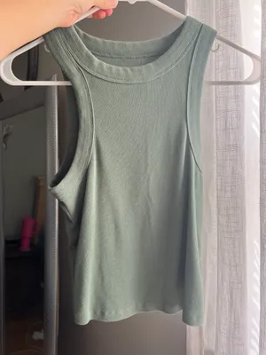 Old Navy Tank thumbnail 2