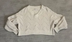 American Eagle Outfitters Sweater thumbnail 1