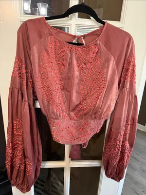 FREE PEOPLE Midnight Hour Embroidered Puff Sleeve Tie-Back Top Dusty Rose M BOHO thumbnail 4