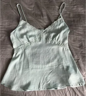 Forever 21 Top thumbnail 1