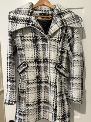 IZ Byer Black & White Plaid Heavy Coat – Junior’s Size XL thumbnail 1