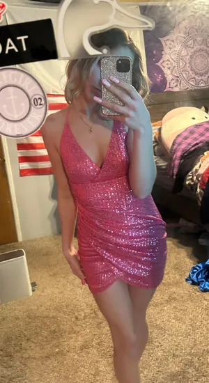 Forever 21 hoco Dress thumbnail 1