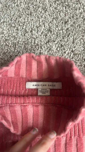 American Eagle Outfitters Cropped Long Sleeve thumbnail 2