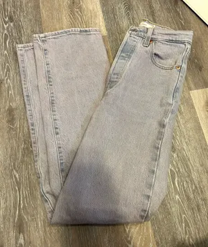 Levi’s Ribcage Straight Jeans thumbnail 1