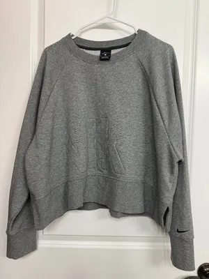 Nike Versa Dri-FIT Gray Cropped Embossed Sweatshirt Women’s Large thumbnail 3