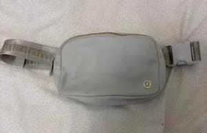 Lululemon Belt Bag Everywhere 1L Blue Powder gold thumbnail 1