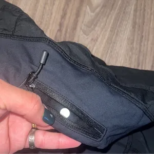 Lululemon black shorts thumbnail 9