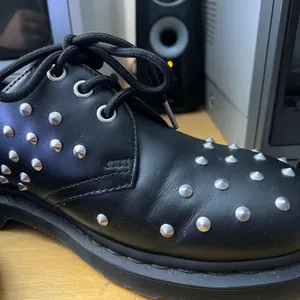 Dr. Martens Wanama thumbnail 4