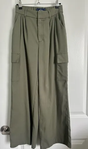 Hollister Livvy Trouser Pants thumbnail 1