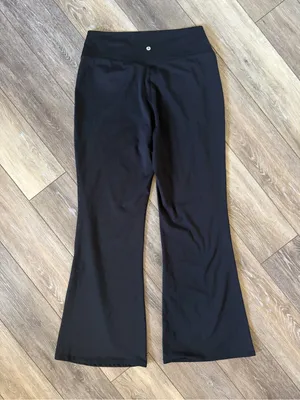 Halara DayStretch High Waisted Crossover Flare Yoga Leggings thumbnail 8