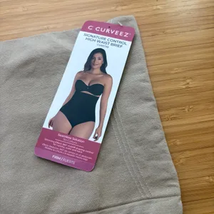 Shapermint Curveez Medium Nude Signature Control High Waist Brief Shapewear thumbnail 5