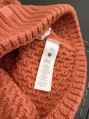lululemon athletica Coral Knit Pom-Pom Beanie thumbnail 4