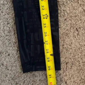 Lululemon Black Activewear Leggings size 4 thumbnail 4