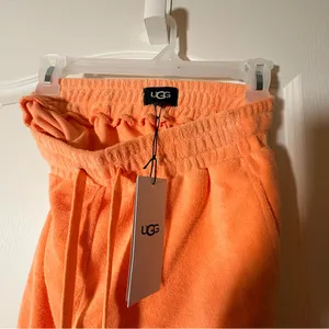 UGG Amiah Drawstring Shorts in a vibrant orange, NWT Sz XS. thumbnail 4